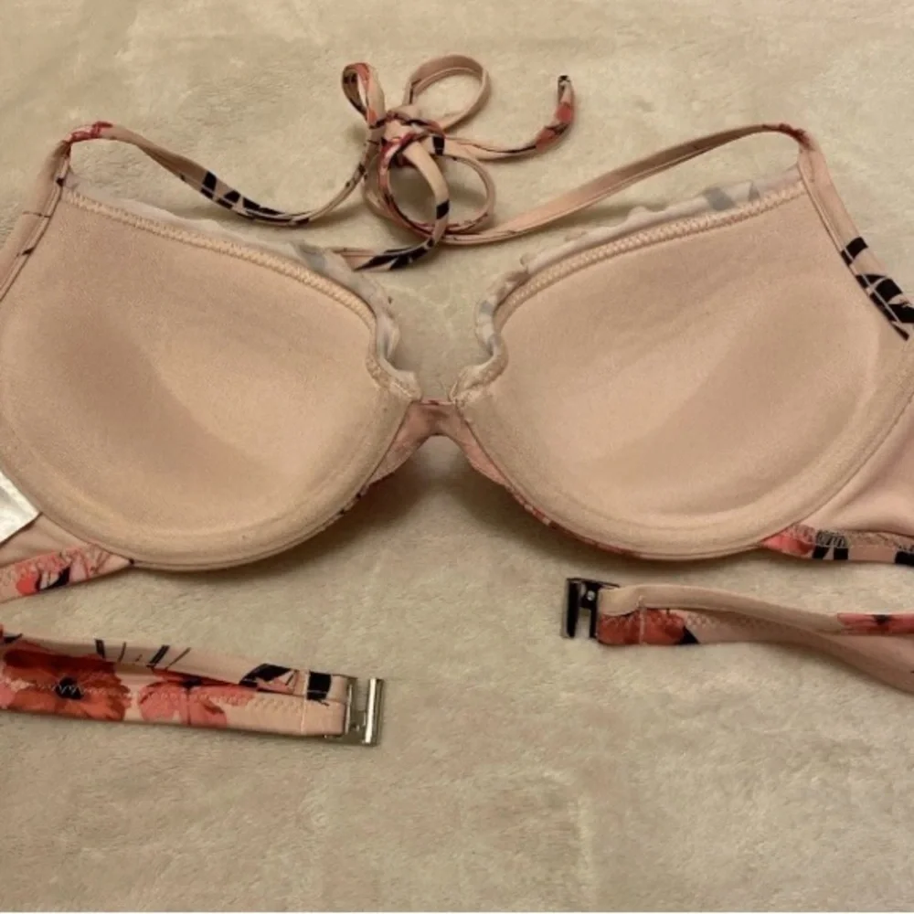 H&M Pink Floral Bikini Top